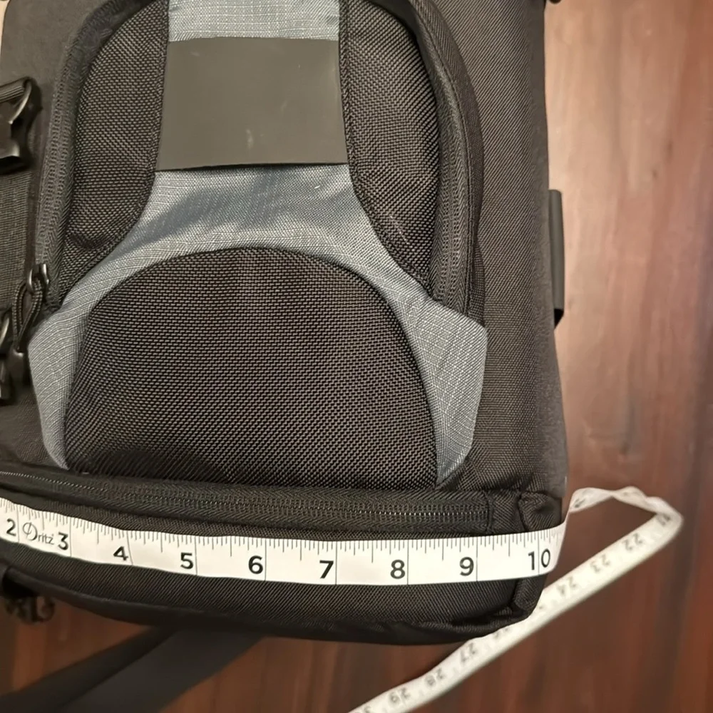 Lowepro black Slingshot backpack (see measurements)